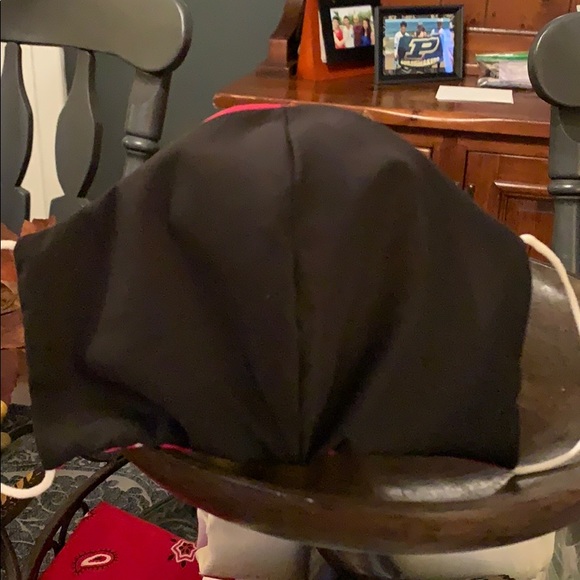 Pink and white polka dot mask - Picture 2 of 2